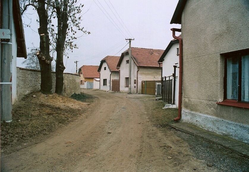 037 Hlavní třída, únor 2003