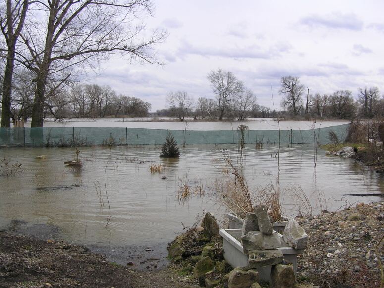 106 -08 Chramostek  - povodeň  30.3.2006