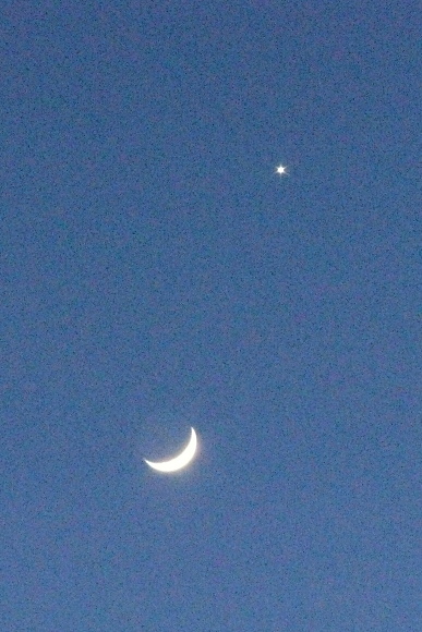 176 Měsíc a Večernice 26.3.2012